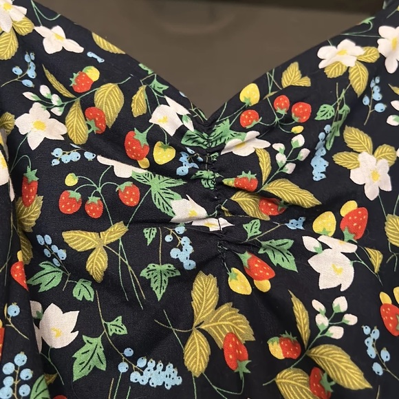 Black & Ditzy Strawberry Print Dakota Flare Dress - Picture 4 of 5